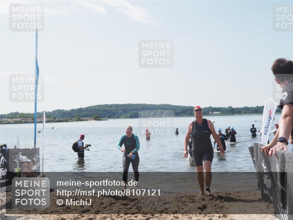 22.06.2025 - Viking Triathlon MichiJ http://msf.ph/oto/8107121 22.06.2025 10:53:15 Schwimmen 165, 201, 319, 470, 640 meine-sportfotos.de