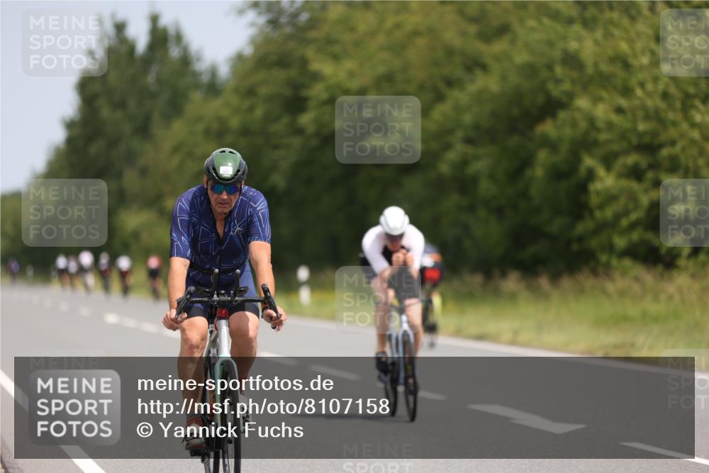 22.06.2025 - Viking Triathlon Yannick Fuchs http://msf.ph/oto/8107158 22.06.2025 12:11:56 Radfahren 110, 266, 449, 475 meine-sportfotos.de