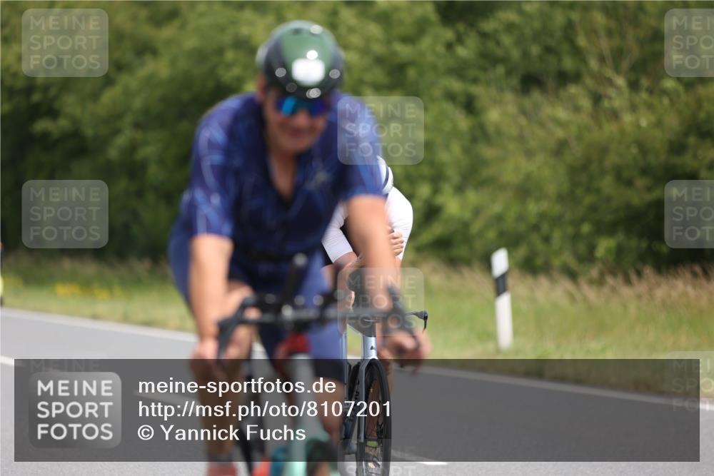 22.06.2025 - Viking Triathlon Yannick Fuchs http://msf.ph/oto/8107201 22.06.2025 12:11:57 Radfahren 110, 266, 403, 449, 475 meine-sportfotos.de