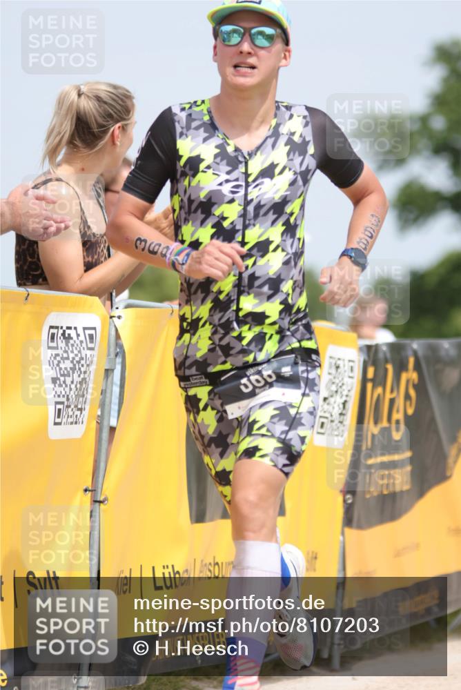 22.06.2025 - Viking Triathlon H.Heesch http://msf.ph/oto/8107203 22.06.2025 14:19:38 Laufen 368 meine-sportfotos.de