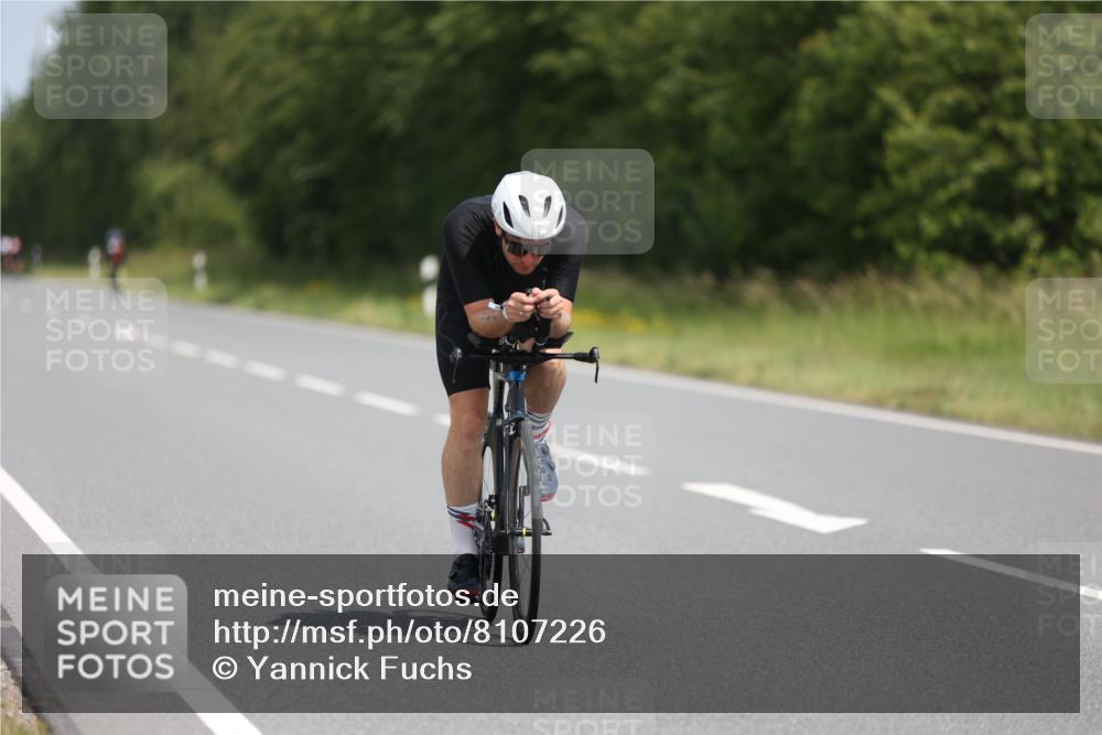 22.06.2025 - Viking Triathlon Yannick Fuchs http://msf.ph/oto/8107226 22.06.2025 12:12:05 Radfahren 266, 403 meine-sportfotos.de