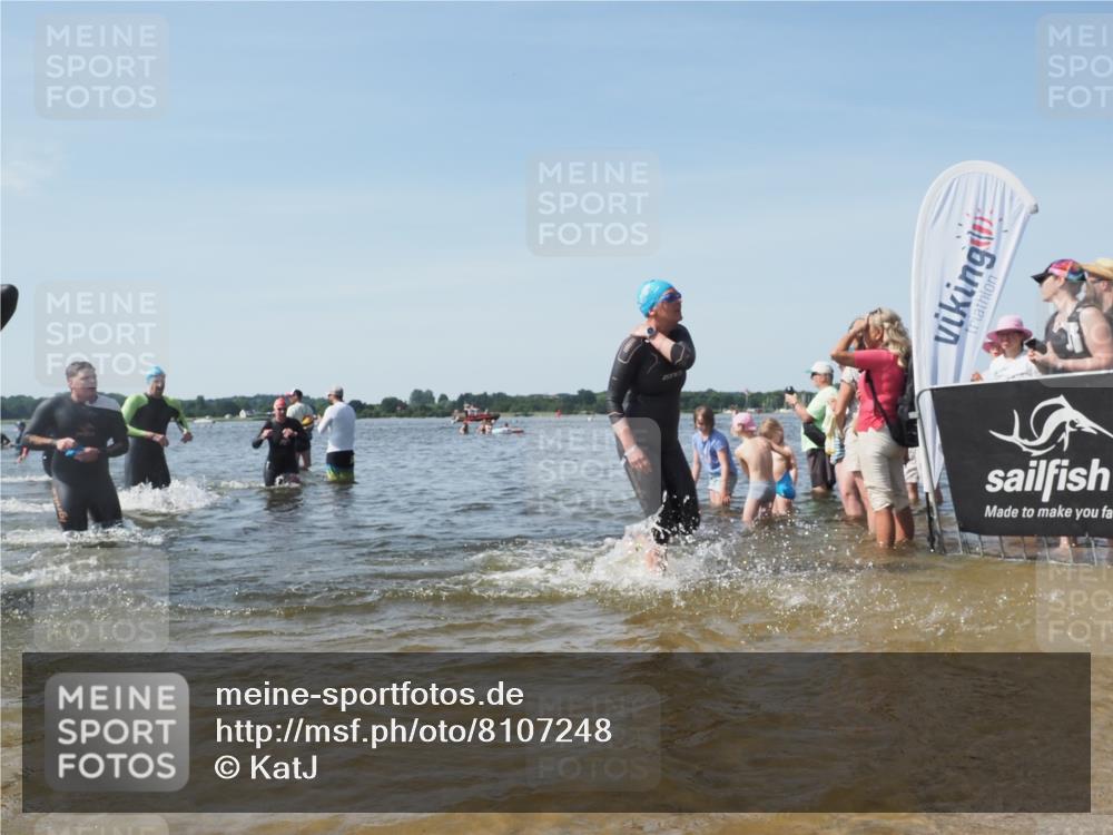 22.06.2025 - Viking Triathlon KatJ http://msf.ph/oto/8107248 22.06.2025 10:37:37 Schwimmen 21, 131, 141, 163, 177, 180, 187, 245, 253, 316, 411, 433, 456, 506, 614, 619, 639, 645 meine-sportfotos.de