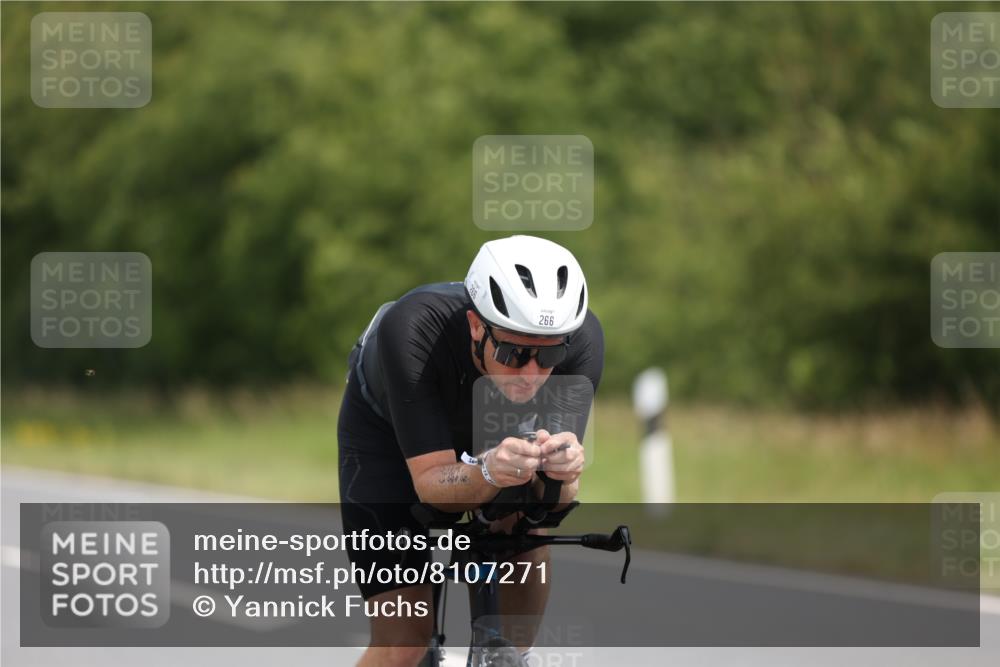 22.06.2025 - Viking Triathlon Yannick Fuchs http://msf.ph/oto/8107271 22.06.2025 12:12:05 Radfahren 266, 403 meine-sportfotos.de