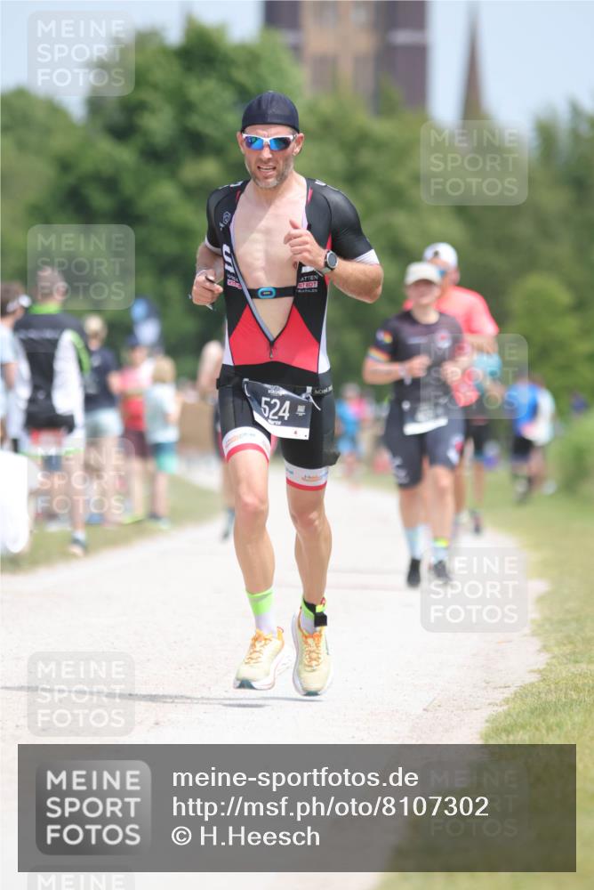 22.06.2025 - Viking Triathlon H.Heesch http://msf.ph/oto/8107302 22.06.2025 14:19:59 Laufen 79, 332, 476, 524 meine-sportfotos.de