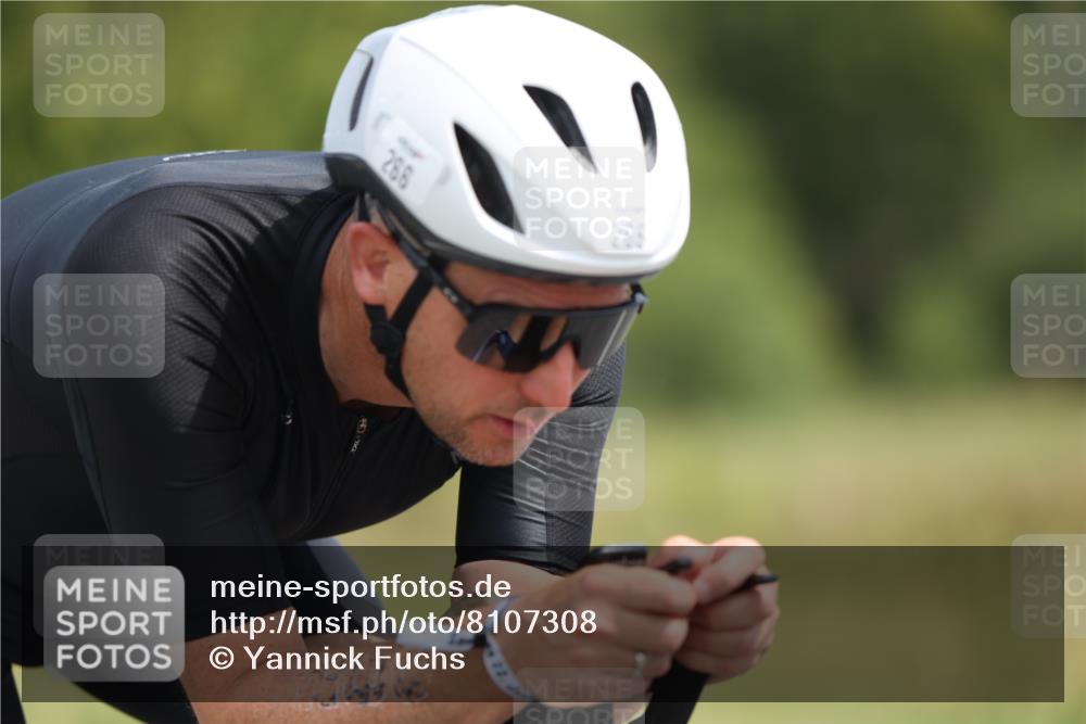 22.06.2025 - Viking Triathlon Yannick Fuchs http://msf.ph/oto/8107308 22.06.2025 12:12:06 Radfahren 266, 303, 403 meine-sportfotos.de