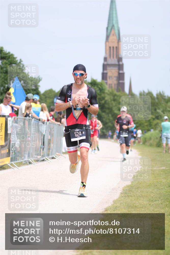 22.06.2025 - Viking Triathlon H.Heesch http://msf.ph/oto/8107314 22.06.2025 14:20:01 Laufen 79, 332, 476, 524, 644 meine-sportfotos.de