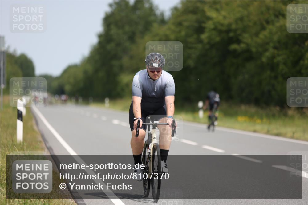 22.06.2025 - Viking Triathlon Yannick Fuchs http://msf.ph/oto/8107370 22.06.2025 12:12:15 Radfahren 303 meine-sportfotos.de