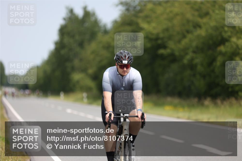 22.06.2025 - Viking Triathlon Yannick Fuchs http://msf.ph/oto/8107374 22.06.2025 12:12:15 Radfahren 303 meine-sportfotos.de