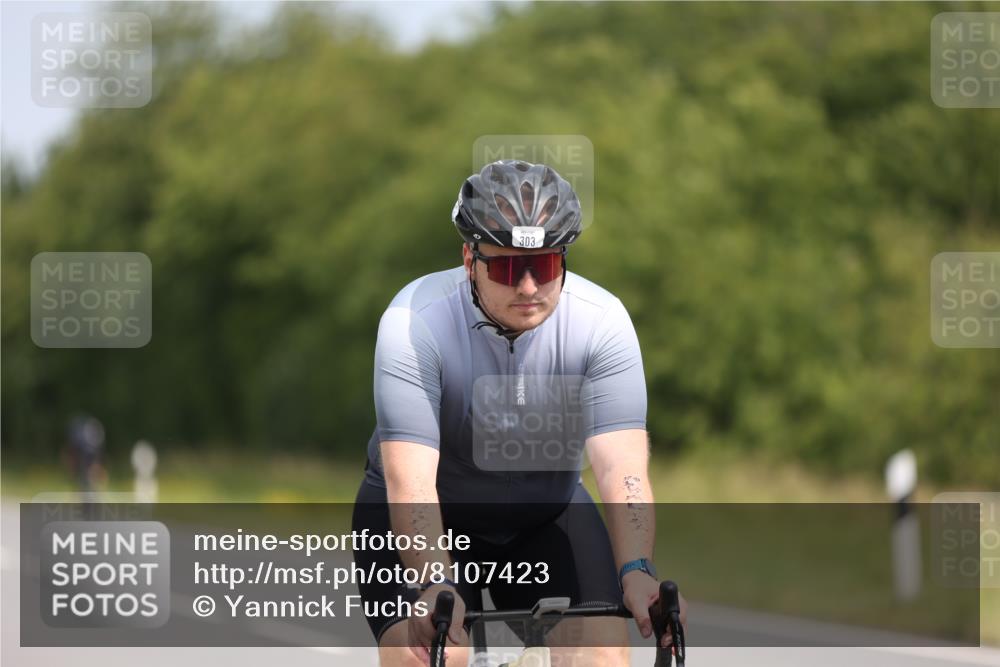 22.06.2025 - Viking Triathlon Yannick Fuchs http://msf.ph/oto/8107423 22.06.2025 12:12:16 Radfahren 303 meine-sportfotos.de