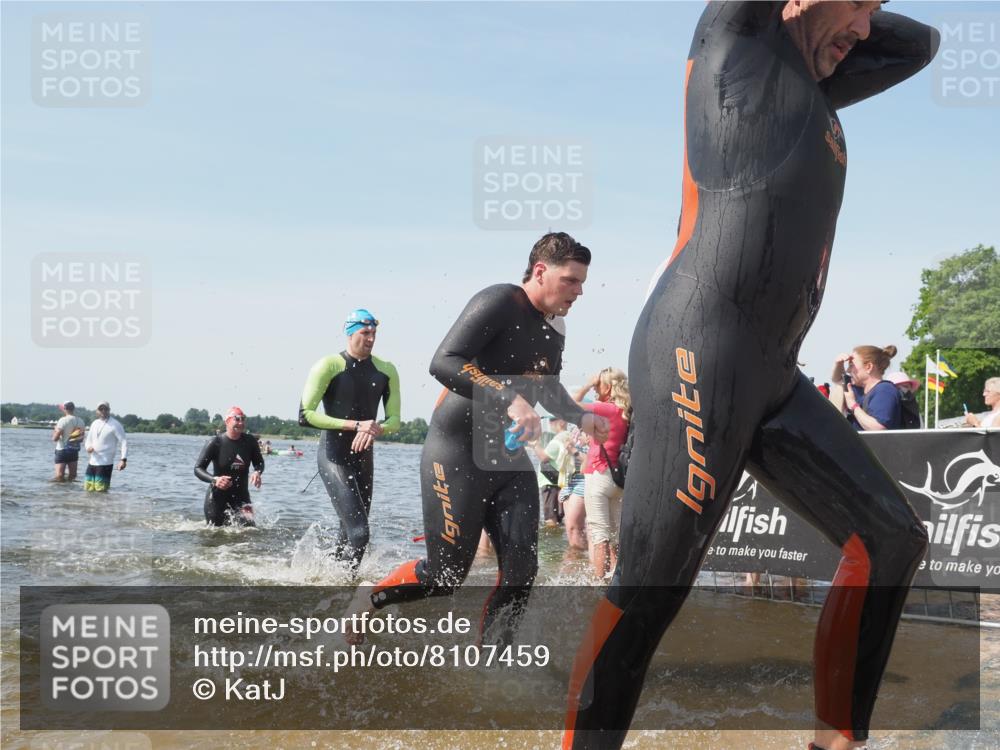 22.06.2025 - Viking Triathlon KatJ http://msf.ph/oto/8107459 22.06.2025 10:37:41 Schwimmen 21, 141, 163, 177, 187, 245, 396, 411, 433, 456, 506, 614, 619, 639, 645 meine-sportfotos.de