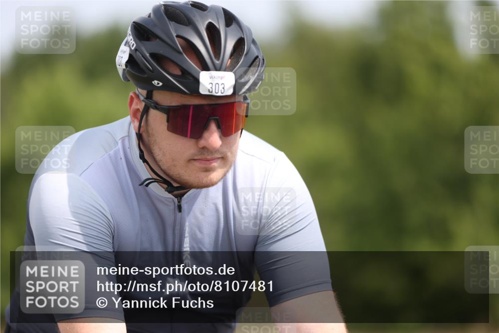 22.06.2025 - Viking Triathlon Yannick Fuchs http://msf.ph/oto/8107481 22.06.2025 12:12:17 Radfahren 303 meine-sportfotos.de