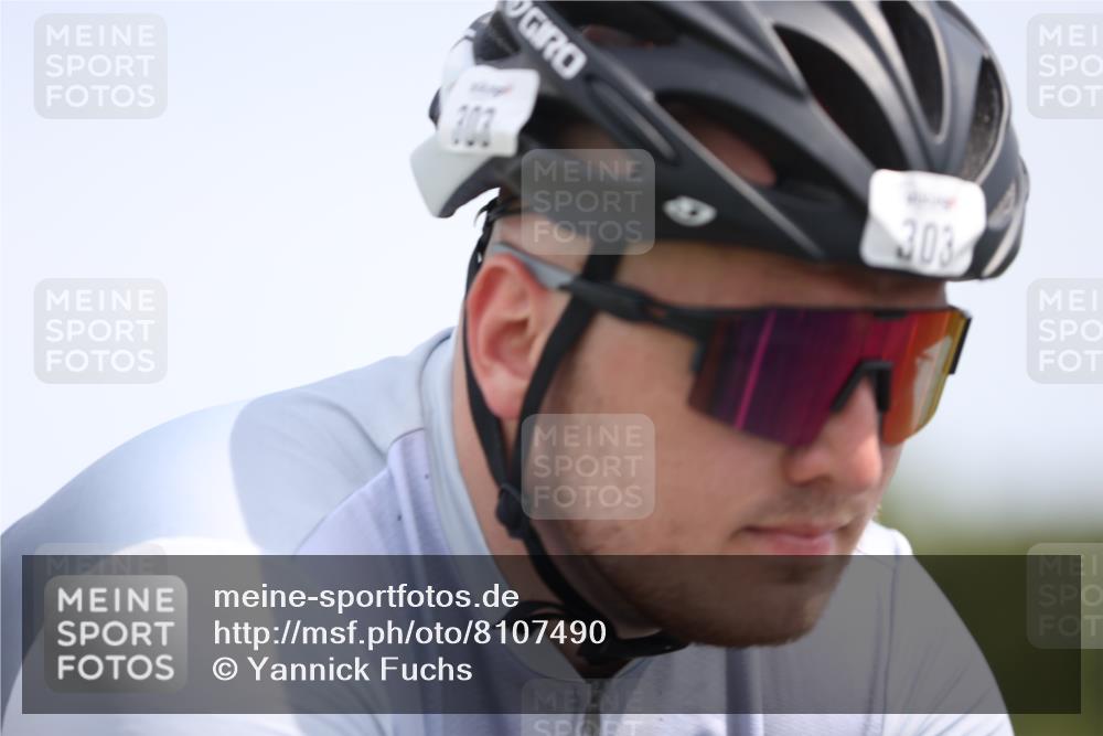 22.06.2025 - Viking Triathlon Yannick Fuchs http://msf.ph/oto/8107490 22.06.2025 12:12:17 Radfahren 303 meine-sportfotos.de