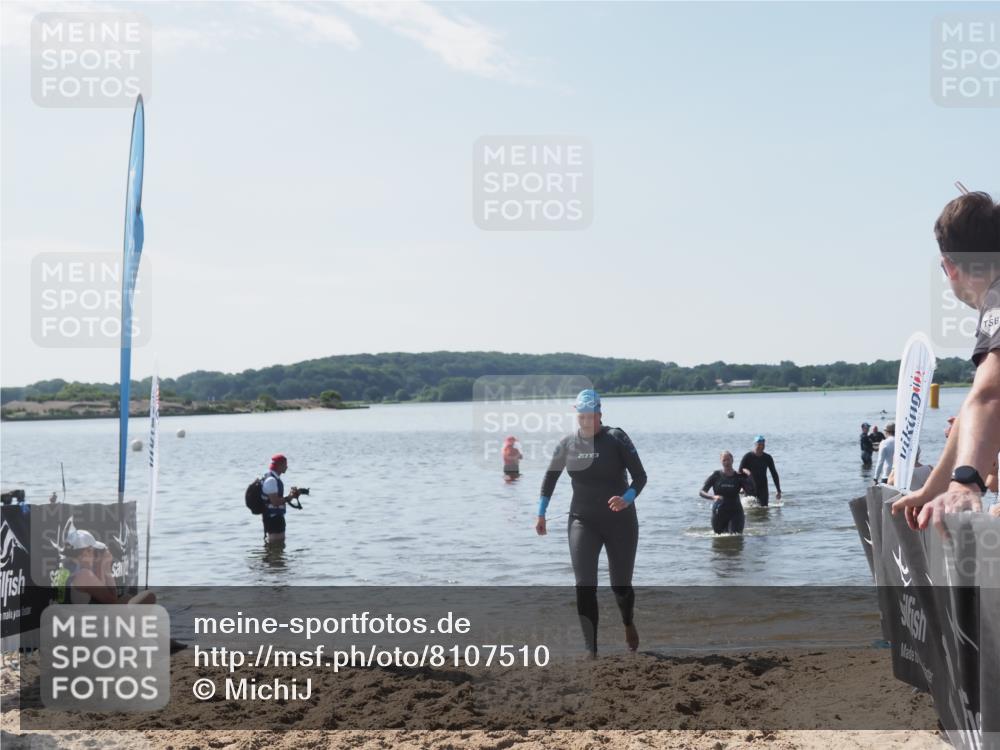 22.06.2025 - Viking Triathlon MichiJ http://msf.ph/oto/8107510 22.06.2025 10:53:25 Schwimmen 201, 241, 319 meine-sportfotos.de