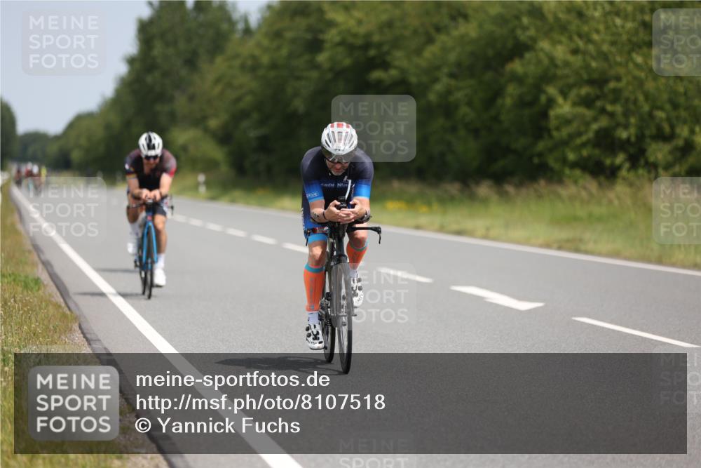 22.06.2025 - Viking Triathlon Yannick Fuchs http://msf.ph/oto/8107518 22.06.2025 12:12:34 Radfahren 61, 394, 397, 477 meine-sportfotos.de
