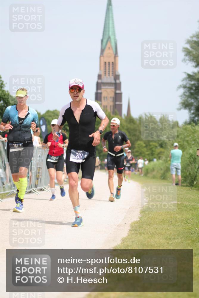 22.06.2025 - Viking Triathlon H.Heesch http://msf.ph/oto/8107531 22.06.2025 14:21:35 Laufen 181, 207, 283, 499 meine-sportfotos.de
