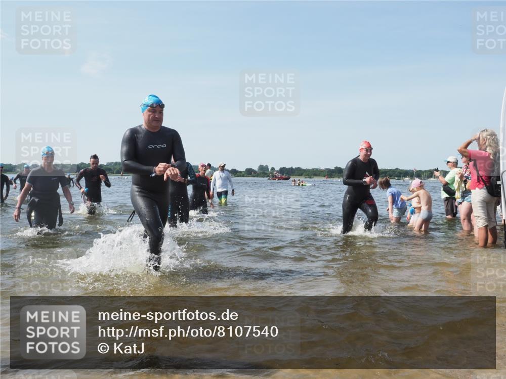 22.06.2025 - Viking Triathlon KatJ http://msf.ph/oto/8107540 22.06.2025 10:37:42 Schwimmen 21, 141, 163, 177, 187, 245, 396, 411, 433, 456, 506, 614, 619, 639, 645 meine-sportfotos.de