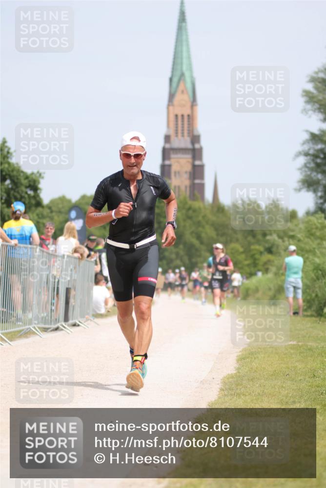 22.06.2025 - Viking Triathlon H.Heesch http://msf.ph/oto/8107544 22.06.2025 14:21:38 Laufen 88, 181, 207, 283, 499 meine-sportfotos.de