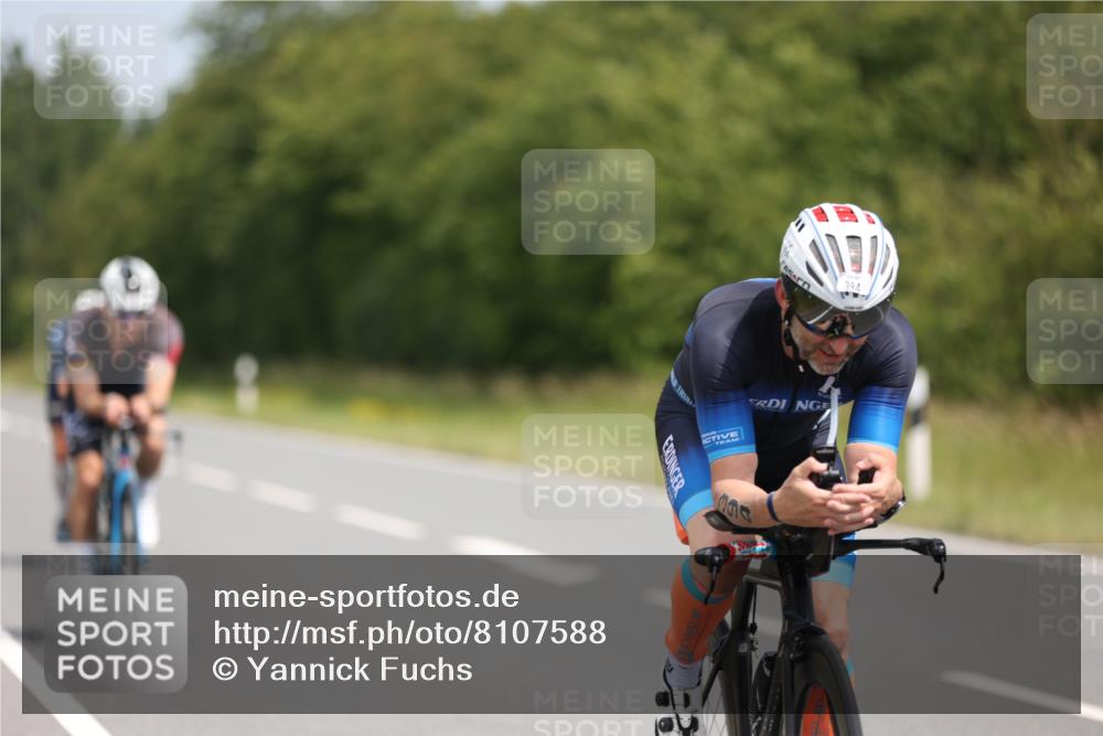 22.06.2025 - Viking Triathlon Yannick Fuchs http://msf.ph/oto/8107588 22.06.2025 12:12:35 Radfahren 61, 394, 397, 477 meine-sportfotos.de