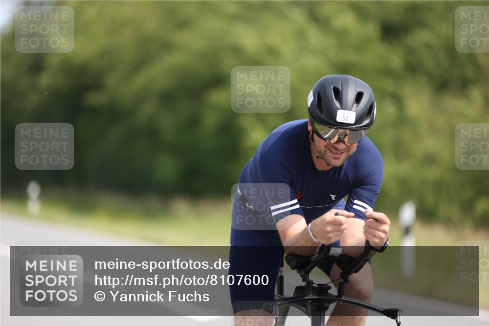 22.06.2025 - Viking Triathlon Yannick Fuchs http://msf.ph/oto/8107600 22.06.2025 11:31:27 Radfahren 54, 188, 361, 440 meine-sportfotos.de