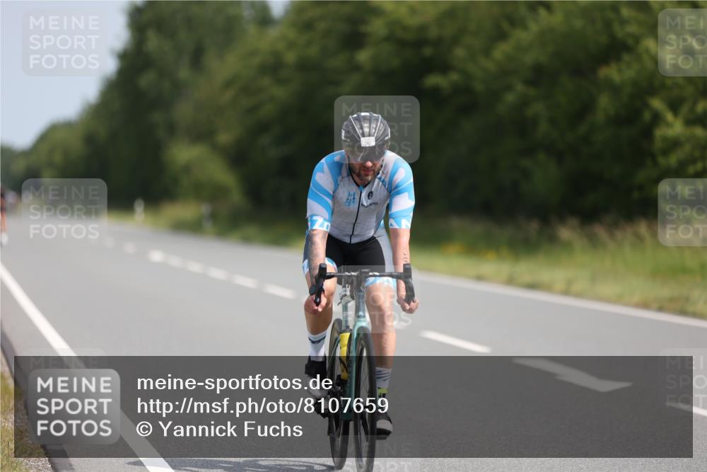 22.06.2025 - Viking Triathlon Yannick Fuchs http://msf.ph/oto/8107659 22.06.2025 11:31:30 Radfahren 54, 188, 245, 361, 440 meine-sportfotos.de