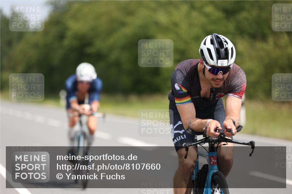 22.06.2025 - Viking Triathlon Yannick Fuchs http://msf.ph/oto/8107660 22.06.2025 12:12:36 Radfahren 61, 394, 397, 477 meine-sportfotos.de