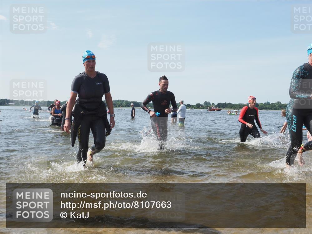 22.06.2025 - Viking Triathlon KatJ http://msf.ph/oto/8107663 22.06.2025 10:37:45 Schwimmen 141, 163, 177, 245, 335, 396, 411, 433, 506, 614, 619, 639, 645 meine-sportfotos.de
