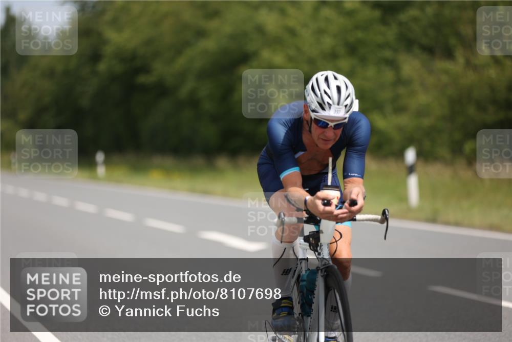 22.06.2025 - Viking Triathlon Yannick Fuchs http://msf.ph/oto/8107698 22.06.2025 12:12:37 Radfahren 61, 394, 397, 477 meine-sportfotos.de