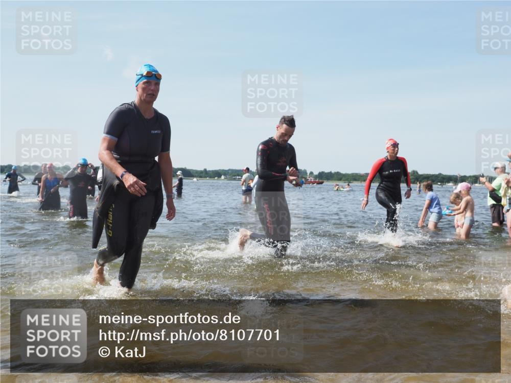 22.06.2025 - Viking Triathlon KatJ http://msf.ph/oto/8107701 22.06.2025 10:37:46 Schwimmen 163, 177, 245, 335, 396, 411, 433, 506, 614, 619, 639, 645 meine-sportfotos.de