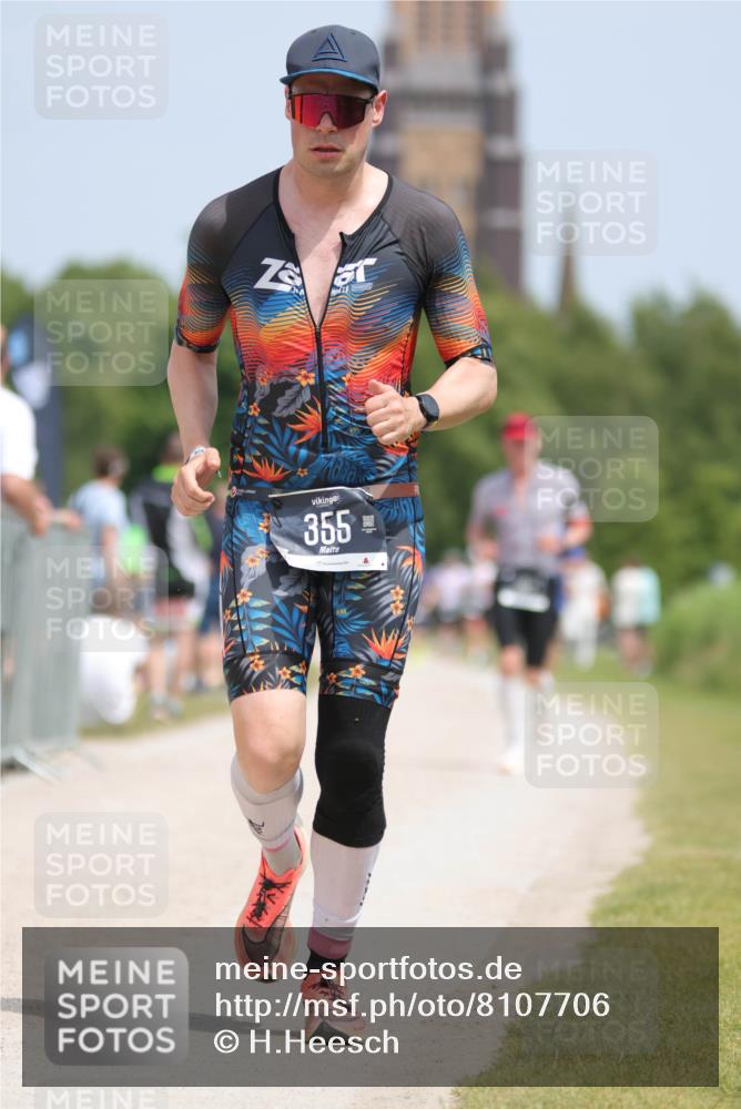 22.06.2025 - Viking Triathlon H.Heesch http://msf.ph/oto/8107706 22.06.2025 14:22:35 Laufen 355 meine-sportfotos.de
