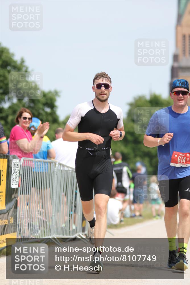 22.06.2025 - Viking Triathlon H.Heesch http://msf.ph/oto/8107749 22.06.2025 14:22:48 Laufen 233, 462, 614 meine-sportfotos.de