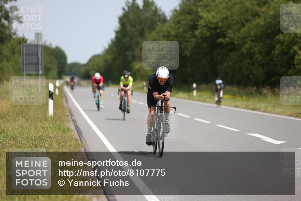 22.06.2025 - Viking Triathlon Yannick Fuchs http://msf.ph/oto/8107775 22.06.2025 12:12:47 Radfahren 93, 287, 473, 659 meine-sportfotos.de