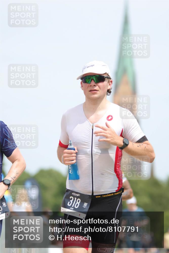 22.06.2025 - Viking Triathlon H.Heesch http://msf.ph/oto/8107791 22.06.2025 14:23:04 Laufen 318, 328, 347, 457, 474, 517 meine-sportfotos.de