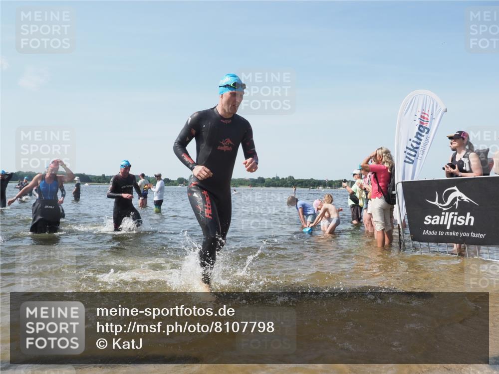 22.06.2025 - Viking Triathlon KatJ http://msf.ph/oto/8107798 22.06.2025 10:37:50 Schwimmen 146, 245, 335, 396, 411, 433, 506, 614, 619, 645 meine-sportfotos.de