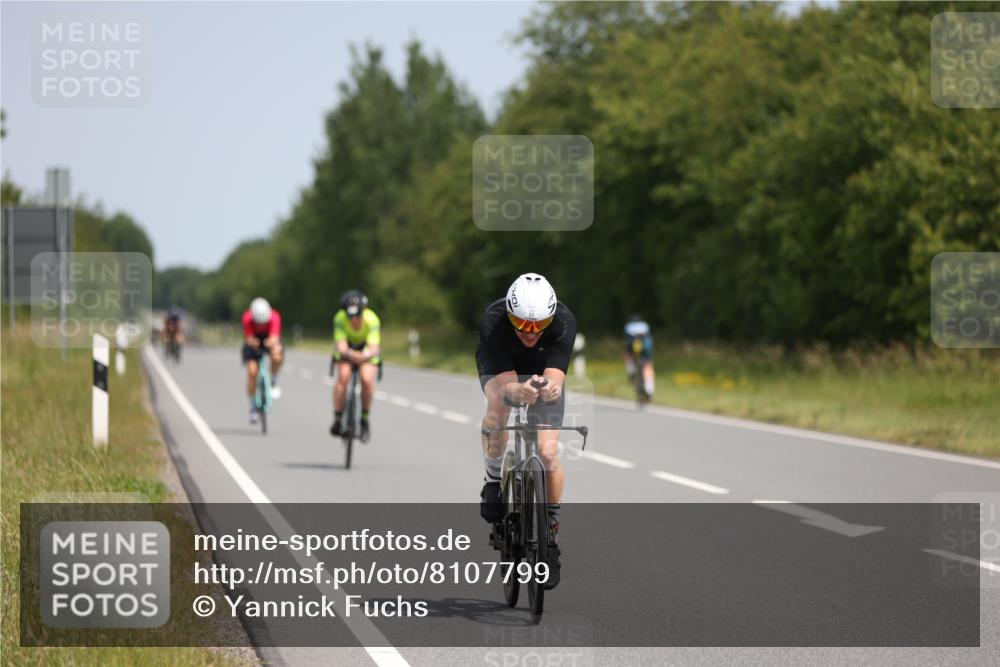 22.06.2025 - Viking Triathlon Yannick Fuchs http://msf.ph/oto/8107799 22.06.2025 12:12:47 Radfahren 93, 287, 473, 659 meine-sportfotos.de