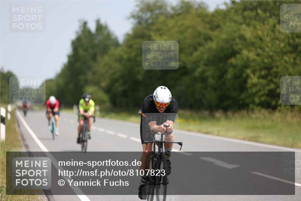 22.06.2025 - Viking Triathlon Yannick Fuchs http://msf.ph/oto/8107823 22.06.2025 12:12:47 Radfahren 93, 287, 473, 659 meine-sportfotos.de