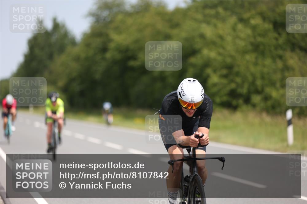 22.06.2025 - Viking Triathlon Yannick Fuchs http://msf.ph/oto/8107842 22.06.2025 12:12:48 Radfahren 93, 287, 473, 659 meine-sportfotos.de