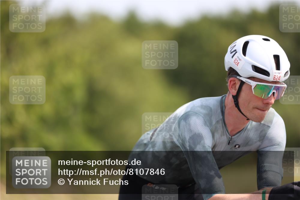 22.06.2025 - Viking Triathlon Yannick Fuchs http://msf.ph/oto/8107846 22.06.2025 11:31:42 Radfahren 245, 624 meine-sportfotos.de