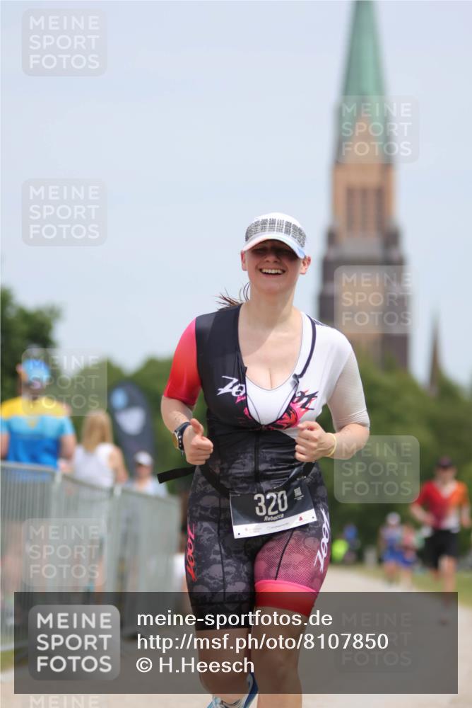 22.06.2025 - Viking Triathlon H.Heesch http://msf.ph/oto/8107850 22.06.2025 14:23:31 Laufen 33, 190, 320 meine-sportfotos.de