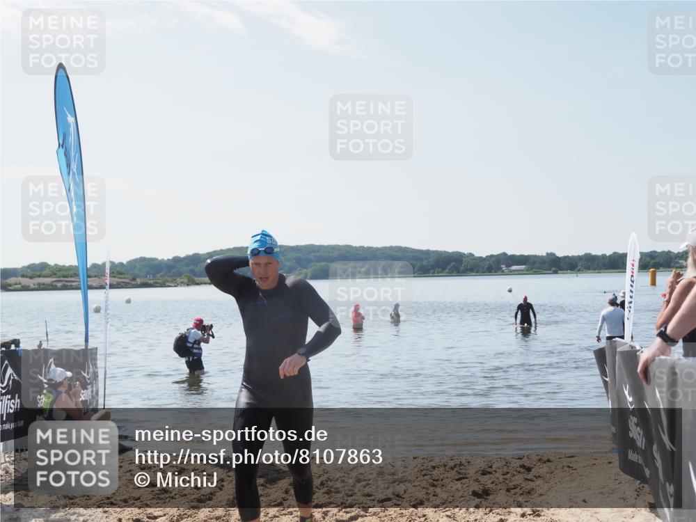 22.06.2025 - Viking Triathlon MichiJ http://msf.ph/oto/8107863 22.06.2025 10:53:39 Schwimmen  meine-sportfotos.de