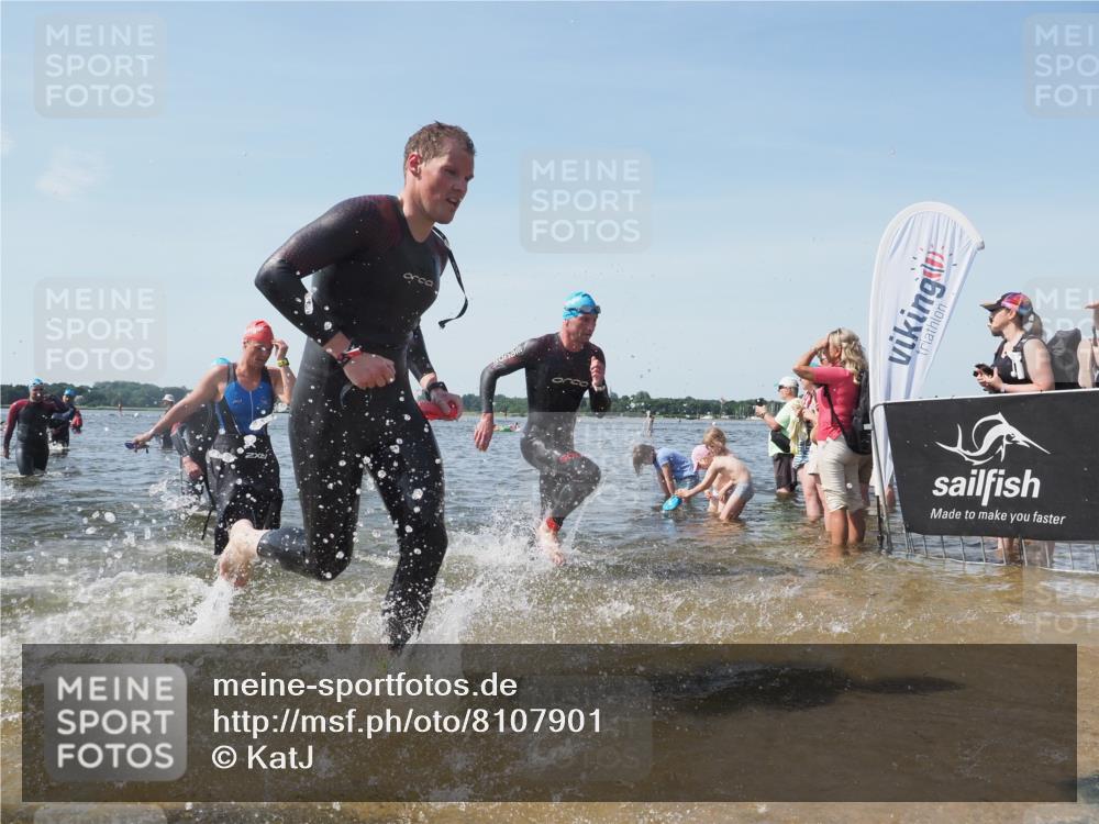 22.06.2025 - Viking Triathlon KatJ http://msf.ph/oto/8107901 22.06.2025 10:37:52 Schwimmen 146, 335, 396, 411, 433, 506, 619, 645 meine-sportfotos.de