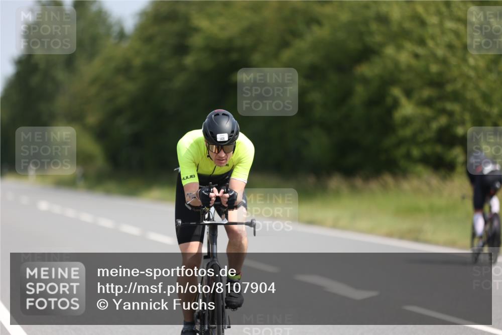 22.06.2025 - Viking Triathlon Yannick Fuchs http://msf.ph/oto/8107904 22.06.2025 11:31:58 Radfahren 13, 148, 173, 189, 191, 340, 341, 444, 458 meine-sportfotos.de