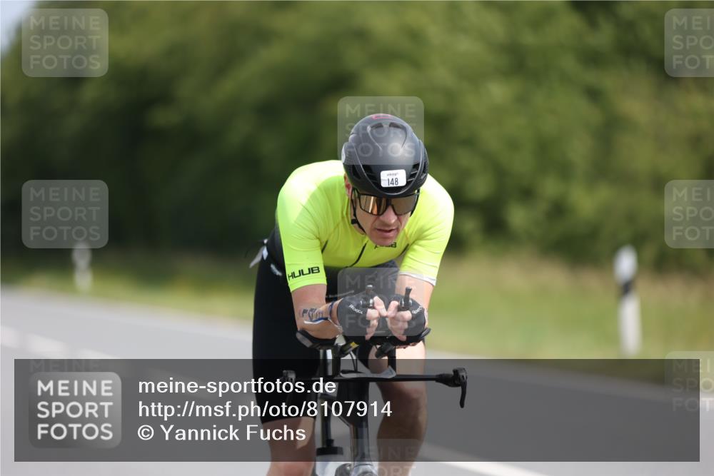 22.06.2025 - Viking Triathlon Yannick Fuchs http://msf.ph/oto/8107914 22.06.2025 11:31:58 Radfahren 13, 148, 173, 189, 191, 340, 341, 444, 458 meine-sportfotos.de