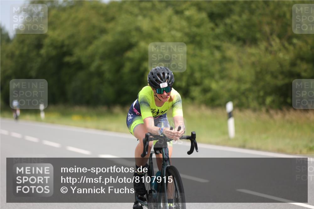 22.06.2025 - Viking Triathlon Yannick Fuchs http://msf.ph/oto/8107915 22.06.2025 12:12:50 Radfahren 78, 93, 287, 337, 473, 659 meine-sportfotos.de