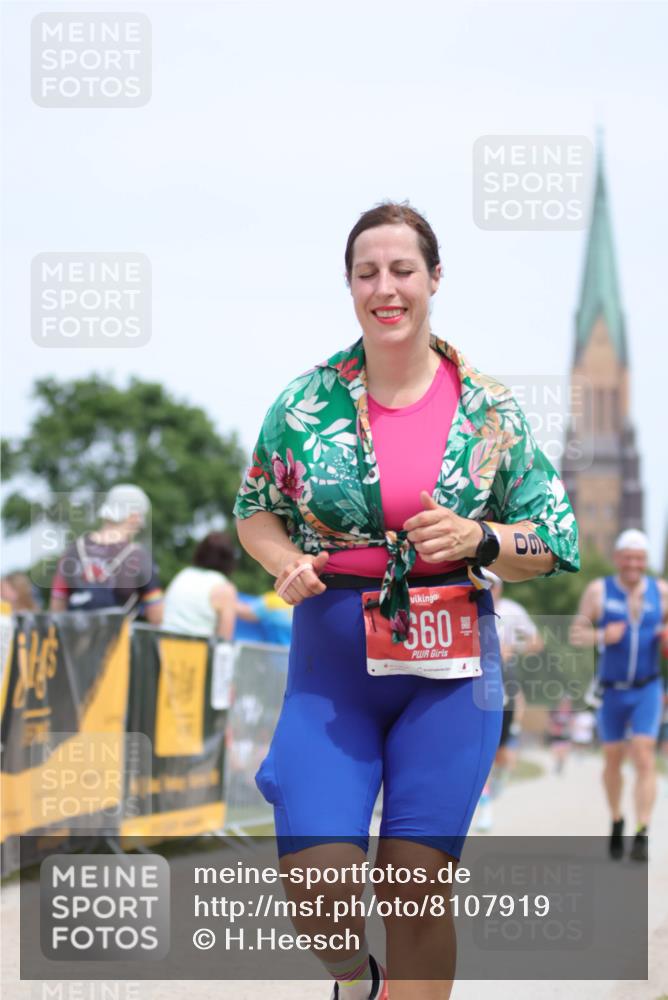 22.06.2025 - Viking Triathlon H.Heesch http://msf.ph/oto/8107919 22.06.2025 14:23:59 Laufen 109, 254, 660 meine-sportfotos.de