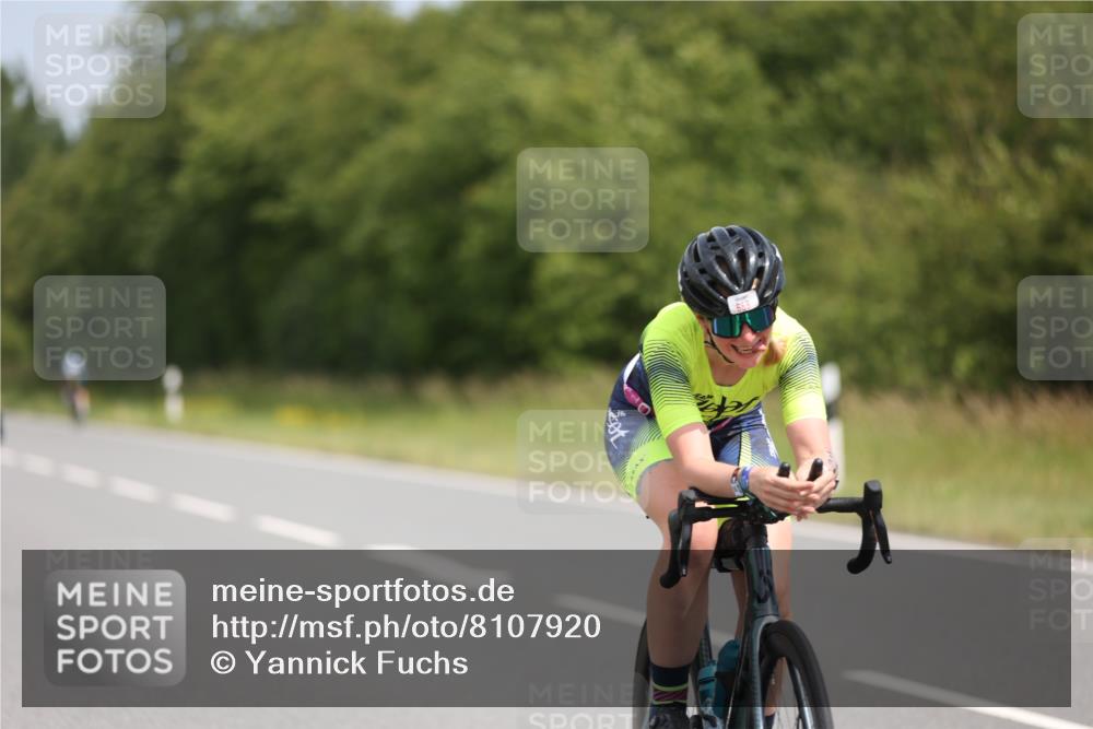 22.06.2025 - Viking Triathlon Yannick Fuchs http://msf.ph/oto/8107920 22.06.2025 12:12:50 Radfahren 78, 93, 287, 337, 473, 659 meine-sportfotos.de