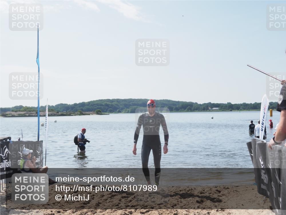 22.06.2025 - Viking Triathlon MichiJ http://msf.ph/oto/8107989 22.06.2025 10:53:59 Schwimmen 634 meine-sportfotos.de