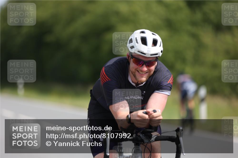 22.06.2025 - Viking Triathlon Yannick Fuchs http://msf.ph/oto/8107992 22.06.2025 11:32:04 Radfahren 13, 173, 181, 189, 191, 340, 444, 458 meine-sportfotos.de