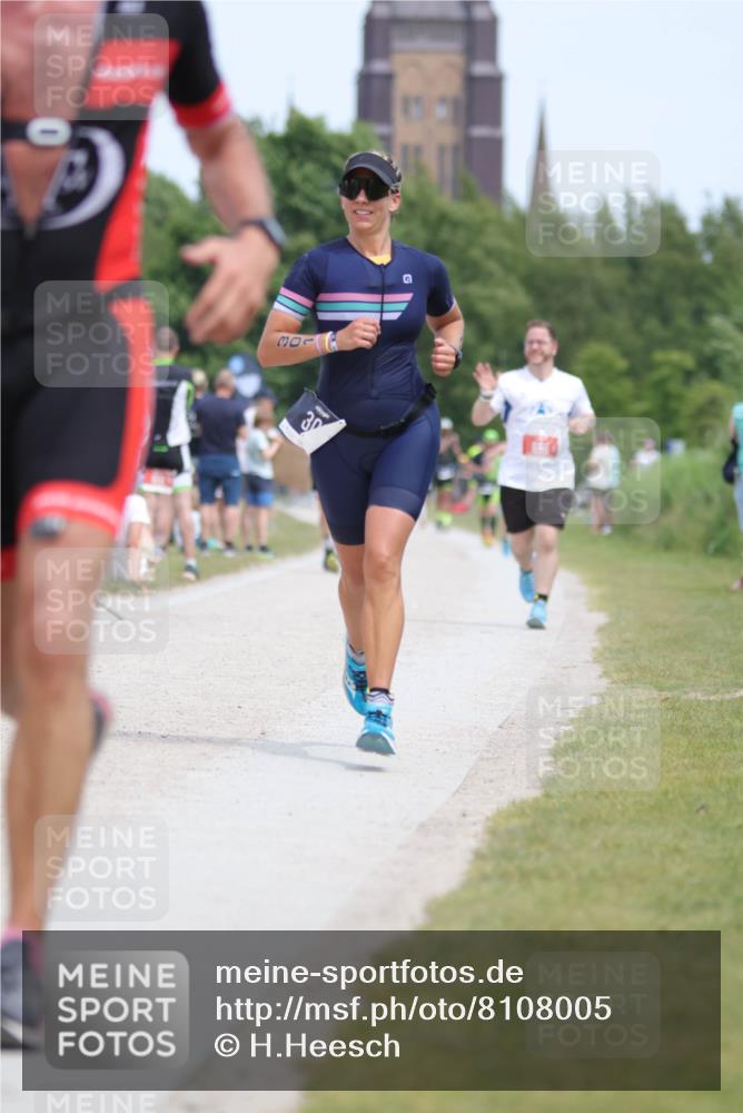 22.06.2025 - Viking Triathlon H.Heesch http://msf.ph/oto/8108005 22.06.2025 14:24:19 Laufen 301, 615, 656 meine-sportfotos.de