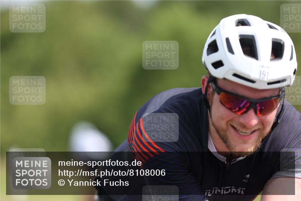 22.06.2025 - Viking Triathlon Yannick Fuchs http://msf.ph/oto/8108006 22.06.2025 11:32:05 Radfahren 13, 173, 181, 191, 444, 458 meine-sportfotos.de