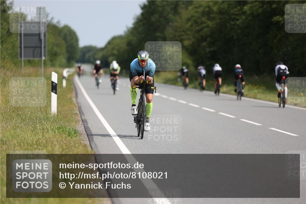 22.06.2025 - Viking Triathlon Yannick Fuchs http://msf.ph/oto/8108021 22.06.2025 11:32:10 Radfahren 181, 220, 238, 450 meine-sportfotos.de